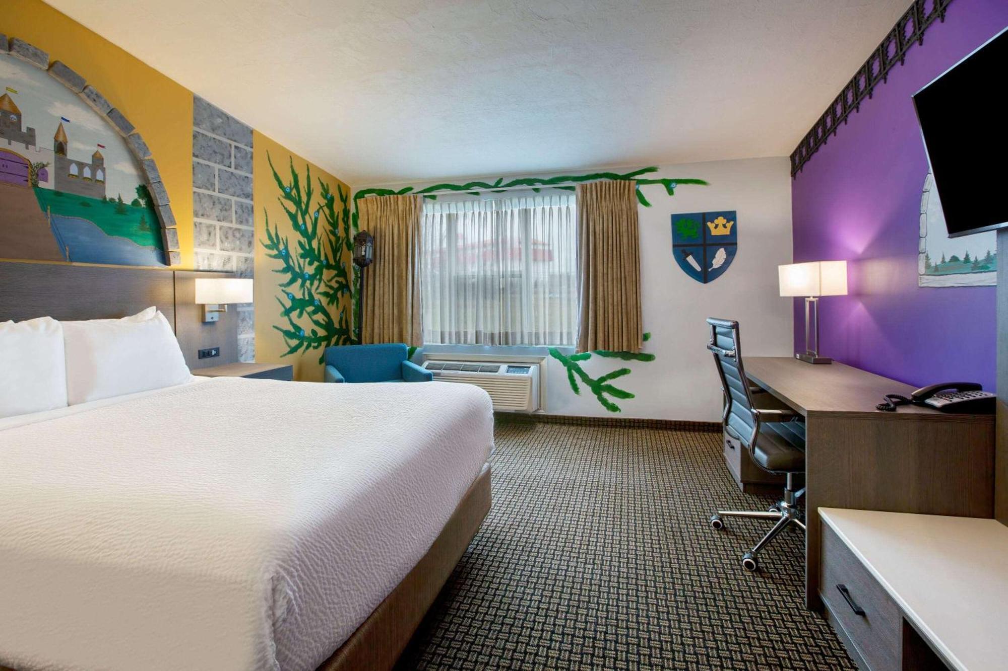 Days Inn & Suites By Wyndham Moncton Exteriör bild