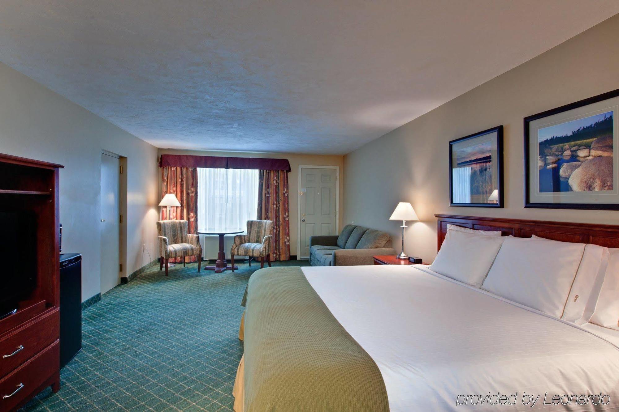 Days Inn & Suites By Wyndham Moncton Rum bild