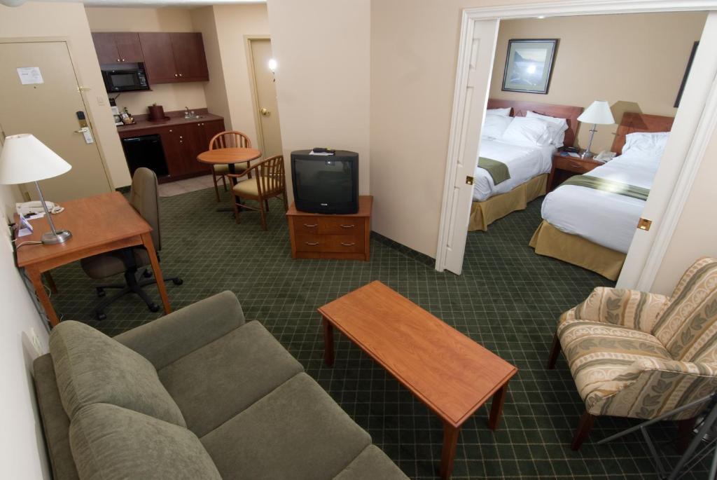 Days Inn & Suites By Wyndham Moncton Exteriör bild